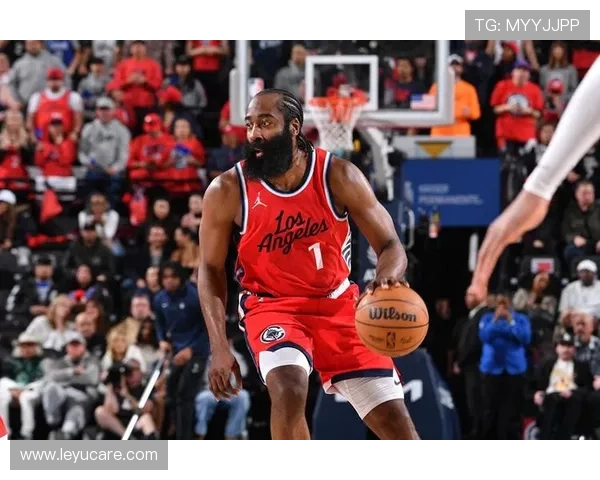 与上赛季相比，哈登挡拆组织更活跃提升关键效率