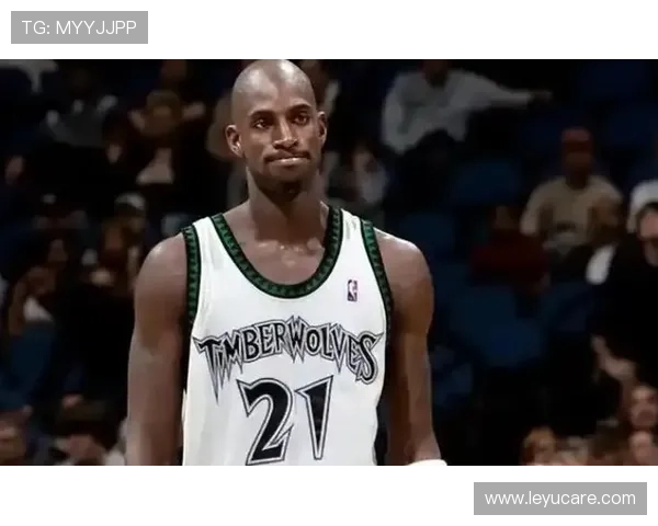 加内特季后赛中高效挡拆频频制造错位优势提升球队攻防节奏