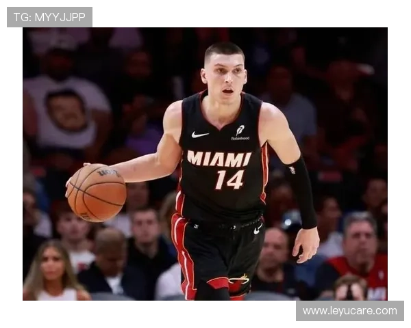 泰勒·希罗利用挡拆提升三分效率，拉开与队友得分差距