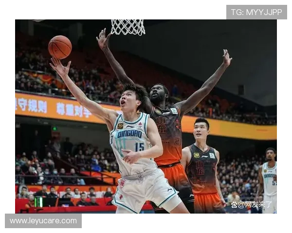 篮球裁判：什么情况下快攻犯规会导致一罚一掷？